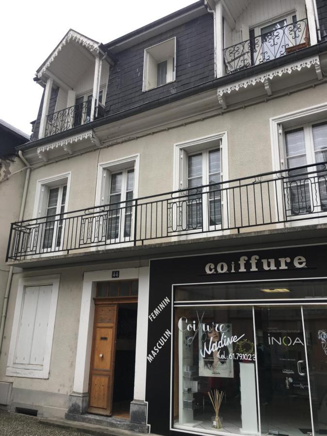 Bel Appartement T3 Au 1Er Etage Avec Cour Interieure Au Rdc - Villa Marie Bagneres-de-Luchon Bagian luar foto
