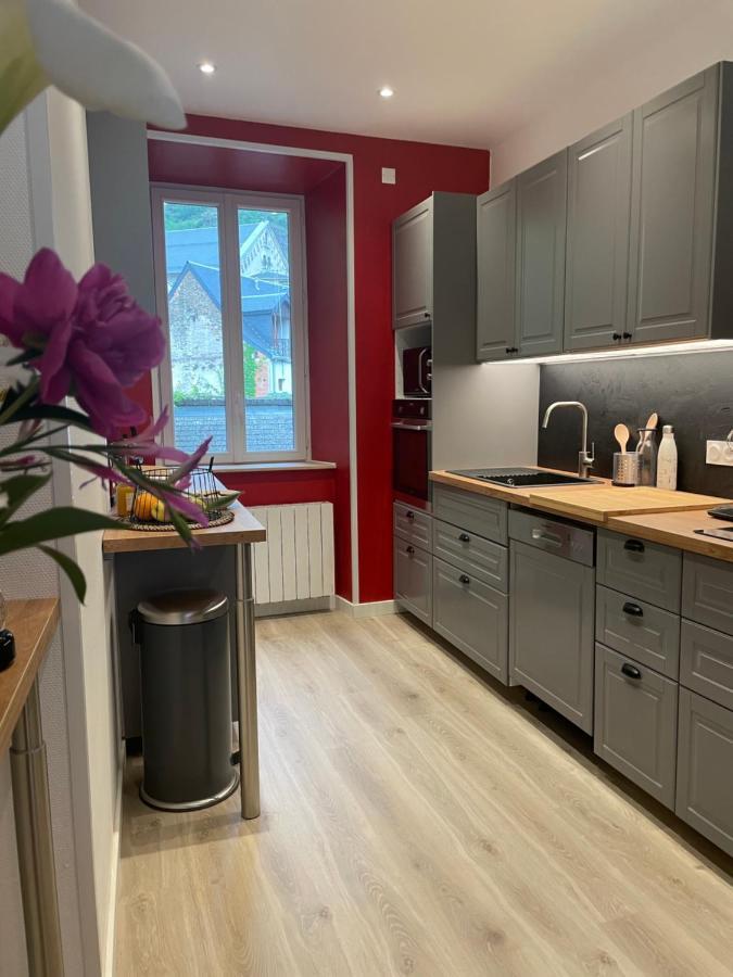Bel Appartement T3 Au 1Er Etage Avec Cour Interieure Au Rdc - Villa Marie Bagneres-de-Luchon Bagian luar foto