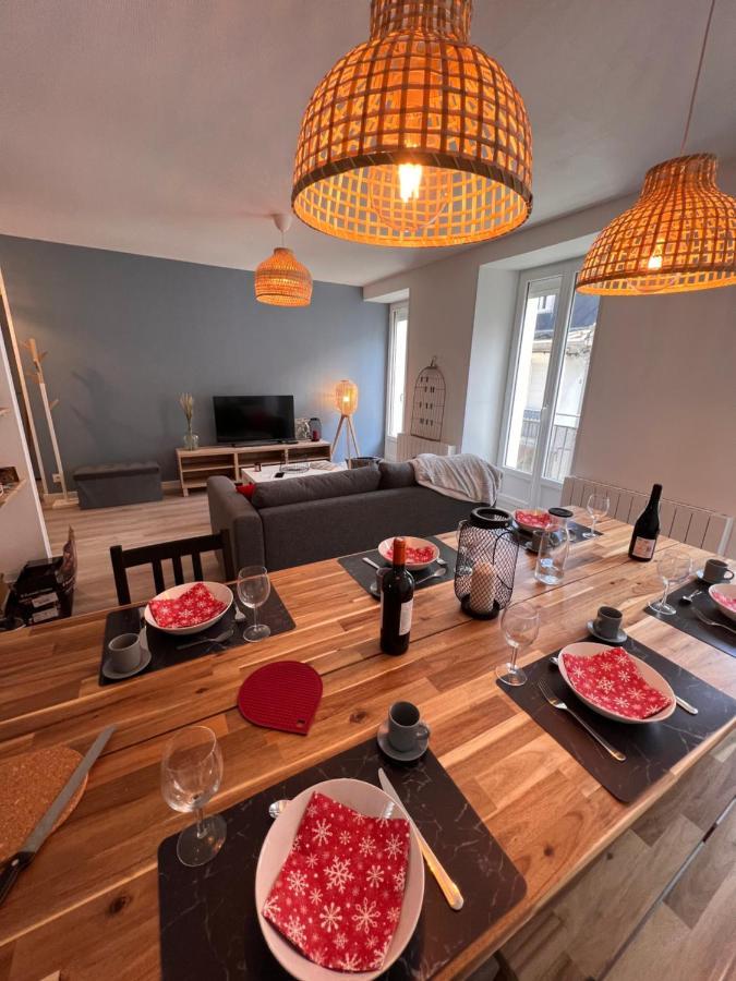 Bel Appartement T3 Au 1Er Etage Avec Cour Interieure Au Rdc - Villa Marie Bagneres-de-Luchon Bagian luar foto